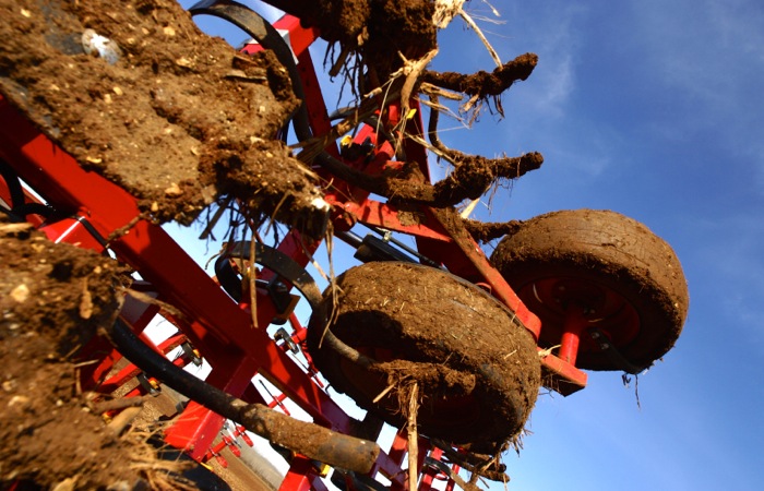 soil tiller equipment for farming
