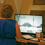 People can now view old photos that have been digitalized through the archive program. PHOTO: DARRELL NESBITT