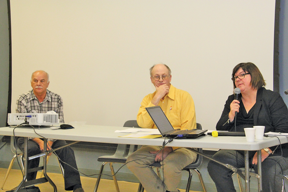 The Manitoba Farm Industry Board, which oversees the Manitoba Farm Land Protection Act discussed some of its concerns about loopholes and other pressures on the legislation at KAP’s General Council Oct. 29. Board chair Greg Perchaluk (l to r), vice-chair Bragi Simundsson and program specialist Judy Roeland.