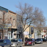 Small towns are great places to live but local leaders can do more to improve how the world sees them, AMM speaker says. 