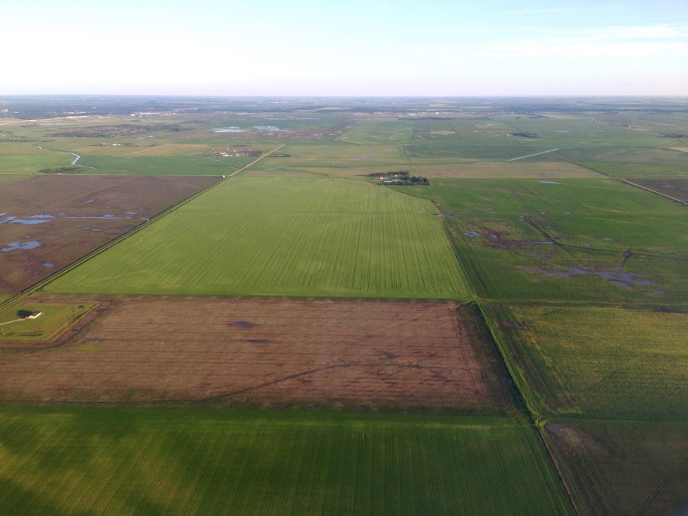 Farmland prices, on average, were up 12.4 per cent and 10.1 per cent in Manitoba and Canada, respectively, says Farm Credit Canada’s chief economist J.P. Gervais. The annual rise in farmland values is slowing, but still expected to be positive in 2016 so long farm cash receipts remain stable.