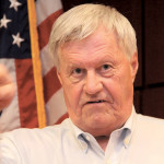 “What sticks in my craw the most is the fact that
we are letting Canada off the hook (with supply management).” – Colin Peterson