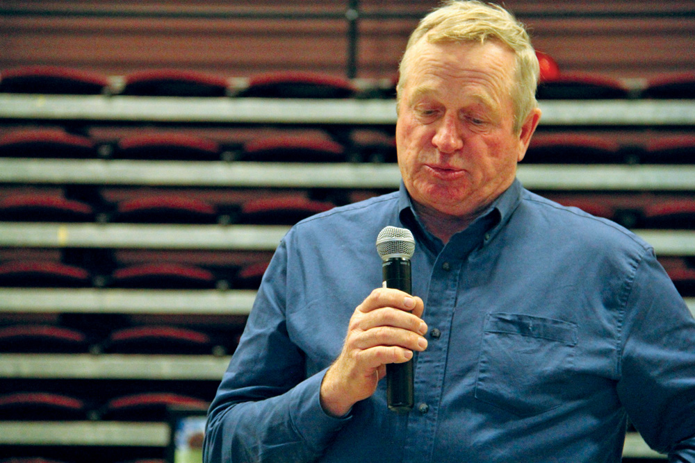 Minto farmer Bill Campbell says based on the erratic weather on his farm the past five years climate change is real. During a debate on carbon pricing at Keystone Agricultural Producers’ advisory council meeting in Portage la Prairie Nov. 3 he argued passionately farmers should participate in reducing greenhouse gas emission.