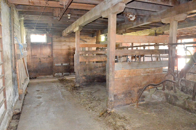 Dodds family marks centennial of unique barn, history of farm