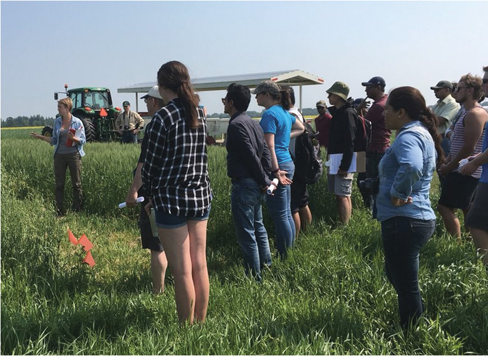 Katherine Stanley (l) has been named as the Manitoba Organic Alliance’s first agronomist.