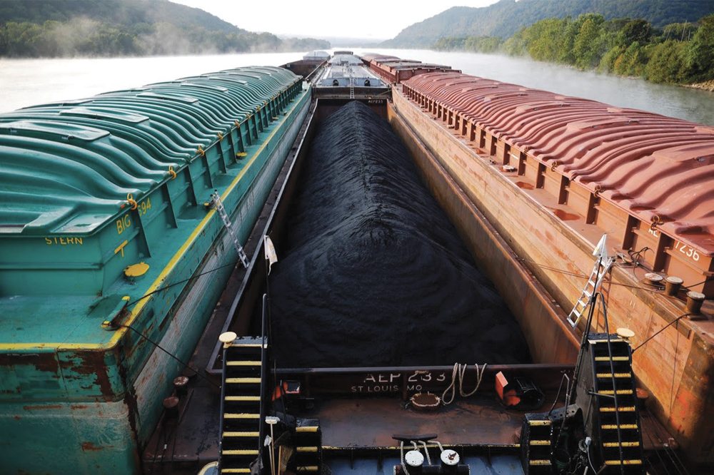Crumbling river infrastructure is putting pressure on the ability of the U.S. to meet grain market demand.