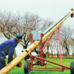 Canadian Agricultural Safety Week’s 2018 focus is on supporting senior farmers to continue to contribute to the farm team in safe and productive ways.