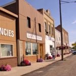 A new report prepared by the Federation of Canadian Municipalities cites the key role rural communities continue to play in nation building but the considerable limitations and challenges they also face.