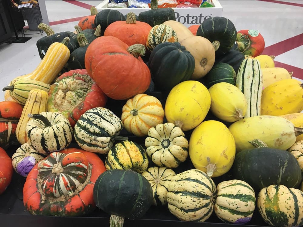 Squash provides health benefits and can be used in a variety of menus.