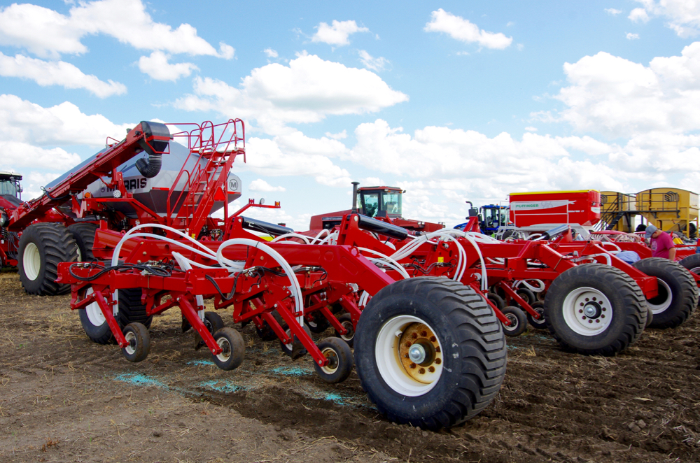 Plots at the GFM Discovery Farm compared planter versus airseeder performance on canola emergence.