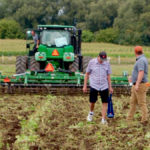 There was plenty of interest in a comparison of roller crimping versus tillage for cover crop management at Canada’s Outdoor Farm Show in Woodstock, Ont.