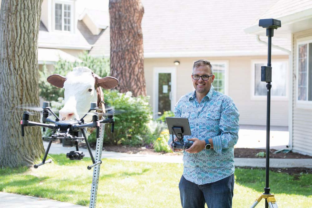 Today’s drones are great at selecting pastures and tracking cattle, can read an ear tag from 70 metres up, and offer spectral imaging a hundred times more powerful than  satellites, says researcher John Church. And while they’re not good at herding, drone technology is close to offering health assessments of individual cows.