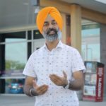 Burrows MLA Diljeet Brar, shown here outside Winnipeg’s Seven Oaks General Hospital in a campaign video screengrab, is the Manitoba NDP’s new critic for agriculture. (Facebook)
