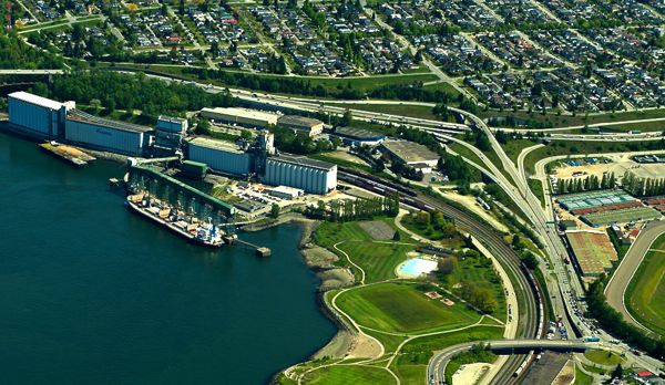 Viterra plans to upgrade its Pacific grain terminal by 2016. (Photo courtesy Port Metro Vancouver)
