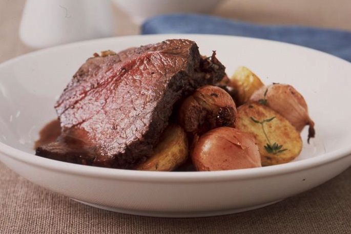 Australia’s ABARES agency now expects the country’s meat producers to export 20 per cent more beef this year than the agency forecast in June. (BeefAndLamb.com.au)
