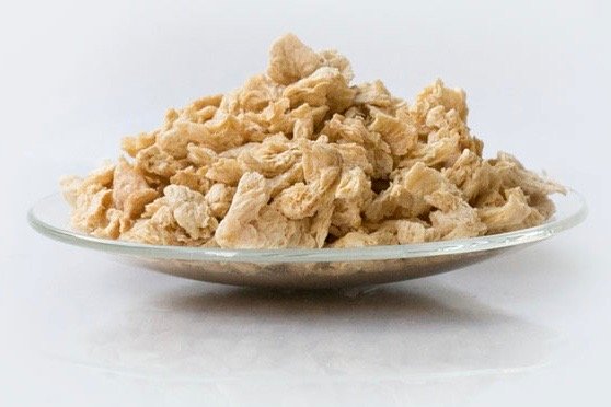 Roquette’s plant-based protein products include Nutralys T70S, billed as a plant-based, texturized protein that “guarantees a unique fibrous texture and great use adaptable to several types of meat substitute” such as burger patties, chicken-type filets and sausage. (Roquette.com)
