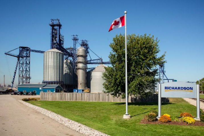 Richardson’s port terminal at Hamilton handles Ontario soybeans, corn and wheat. (Richardson.ca)
