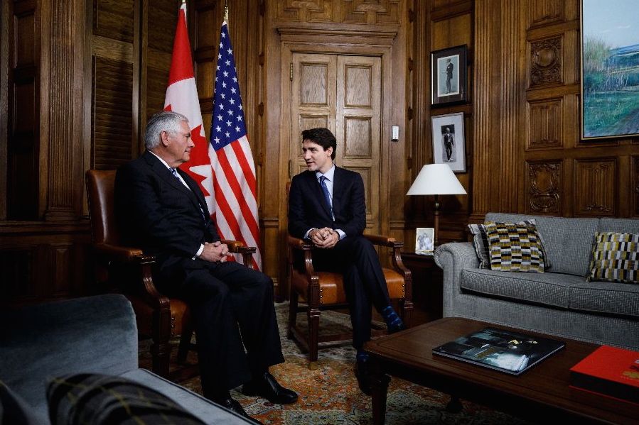 Prime Minister Justin Trudeau, shown here in Ottawa last month with U.S. Secretary of State Rex Tillerson (l), said he’s confident U.S. President Donald Trump will see remaining in NAFTA as being in Americans’ best interests. (PM.gc.ca)
