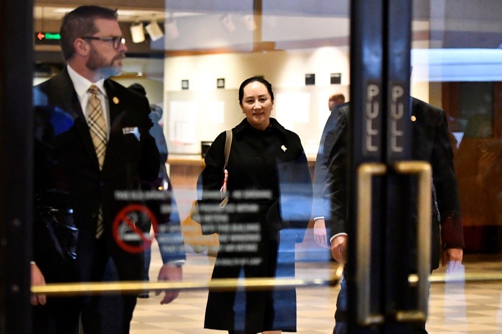 Huawei chief financial officer Meng Wanzhou leaves B.C. Supreme Court on a lunch break during her extradition hearing in Vancouver on Jan. 22, 2020. (Photo: Reuters/Jennifer Gauthier)
