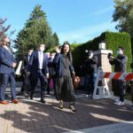 Huawei Technologies CFO Meng Wanzhou leaves her home to attend a court hearing in Vancouver on Sept. 24, 2021. (Photo: Reuters/Jesse Winter)