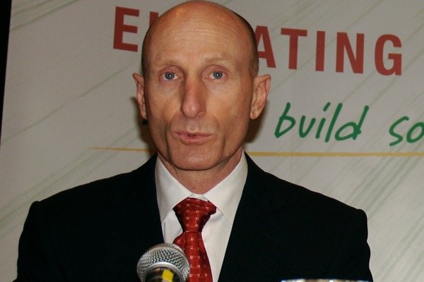 Mayo Schmidt, shown here speaking in Winnipeg in 2007, has &#8220;left his position&#8221; as Nutrien&#8217;s CEO and resigned from its board, the company said Jan. 4. (Dave Bedard file photo) 
