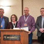 Pam and Glen Lowry (centre) are named this year’s Manitoba TESA winners during the Manitoba Beef Producers annual meeting in early February.