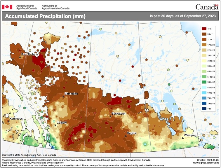 This map shows the total precipitation that fell across the Prairies over the 30-day period ending Sept. 27. A large portion of the agricultural Prairies saw less than 30 mm, which is below average. Only far southwestern Alberta and extreme southern Manitoba and southeastern Saskatchewan saw rainfall amounts over 40 mm, near average for this period.