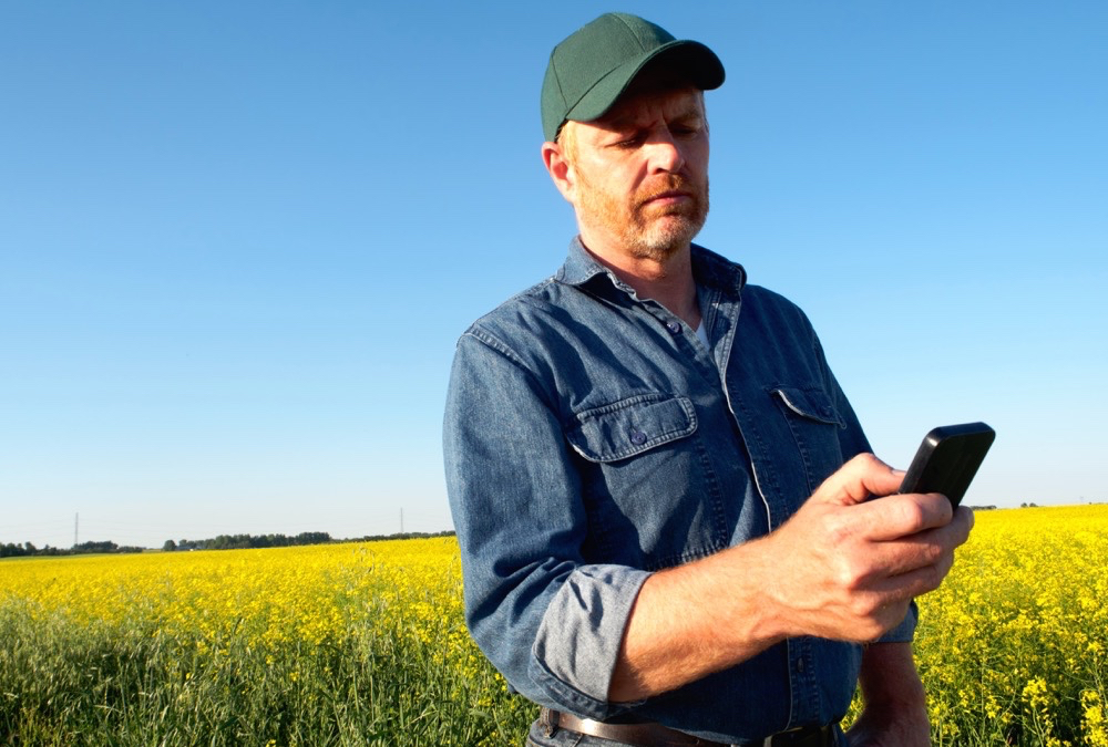 Accessible broadband internet and the need for reliable web connectivity in rural areas was a primary focus of a recent discussion in Ottawa.