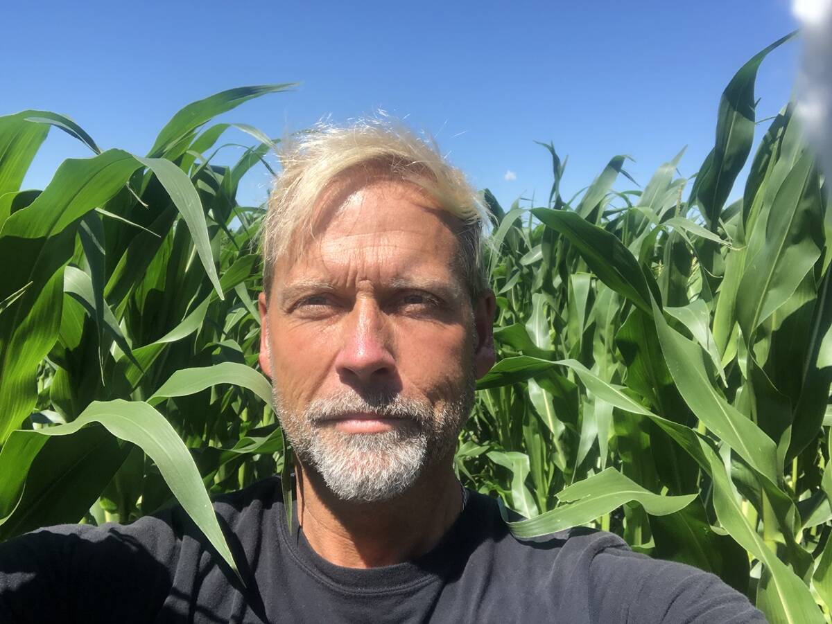 Jason Voogt — a professional agrologist with Field 2 Field — says Manipulator application works best at oat growth stages 31 and 32. Photo: Jason Voogt