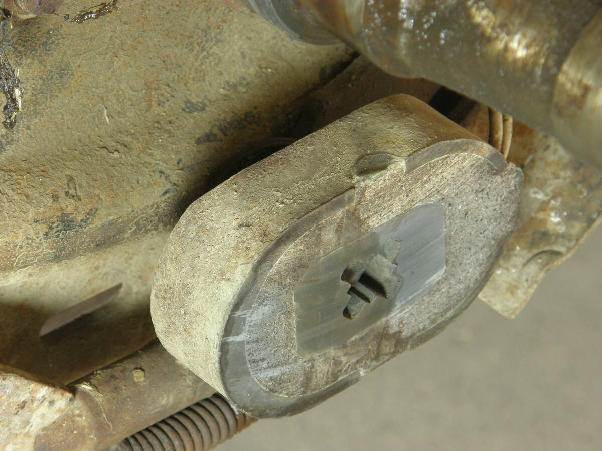 A close-up look at a worn-out magnet. Photo: Scott Garvey