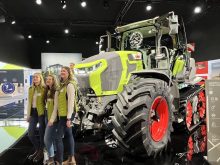 Claas Axion 9.450 tractor wins &#8216;Tractor of the Year&#8217; at Agritechnica 2025