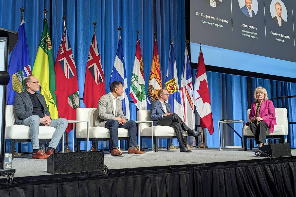 U.S. billionaire supports embattled B.C. ostrich farm