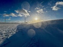 Light reflects of crystals of blowing snow during a blustery winter day near Russell, Man., December 2023.